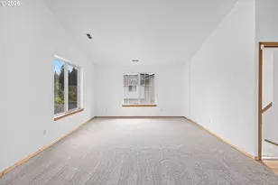 12037 SE Raymond St, Portland, OR 97266 - Photo 8
