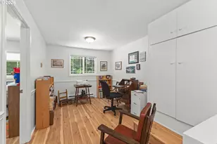 910 N 8th St, Coos Bay, OR 97420 - Photo 40