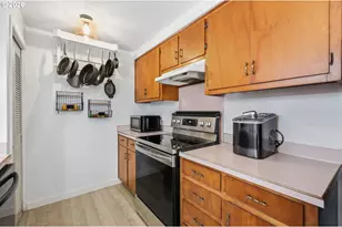 277 71st Pl, Springfield, OR 97478 - Photo 14
