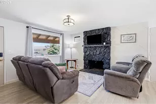 277 71st Pl, Springfield, OR 97478 - Photo 6