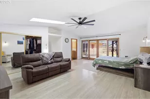 277 71st Pl, Springfield, OR 97478 - Photo 22