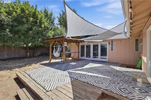 277 71st Pl, Springfield, OR 97478 - Photo 42
