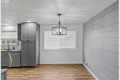 2120 Lafayette St SE, Albany, OR 97322 - Photo 8