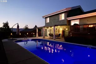2007 View Ct, The Dalles, OR 97058 - Photo 4