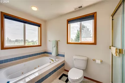 1241 E Pioneer Loop, La Center, WA 98629 - Photo 28