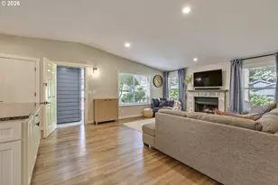15175 SW Barlow Ct, Beaverton, OR 97007 - Photo 2