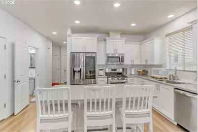 825 S 23rd Ave, Cornelius, OR 97113 - Photo 12