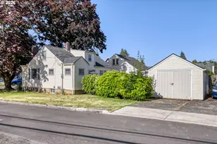 1135 B St, Washougal, WA 98671 - Photo 2