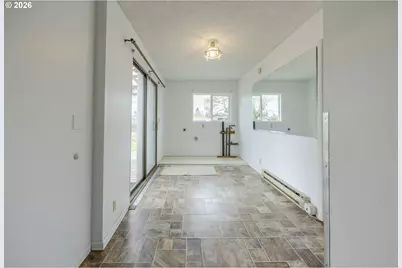 2240 5th St, Springfield, OR 97477 - Photo 18