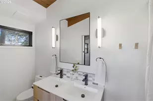 927 Kingwood Dr NW, Salem, OR 97304 - Photo 24