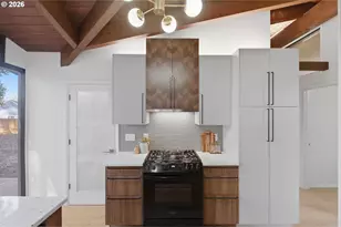 927 Kingwood Dr NW, Salem, OR 97304 - Photo 16