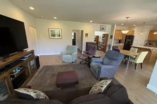 3861 Nandina Dr, Florence, OR 97439 - Photo 10