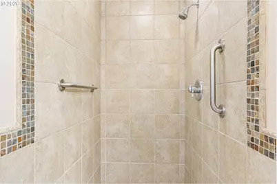 5190 SW Dover Ln, Portland, OR 97225 - Photo 28