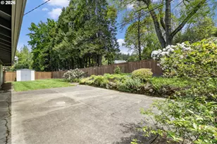 5190 SW Dover Ln, Portland, OR 97225 - Photo 34