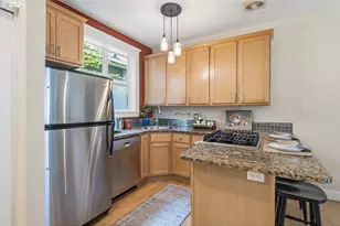 2372 NW Glisan St, Portland, OR 97210 - Photo 12