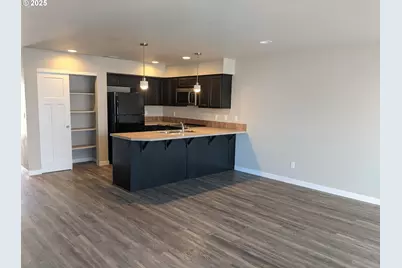 804 E Oregon Ave, Hermiston, OR 97838 - Photo 8