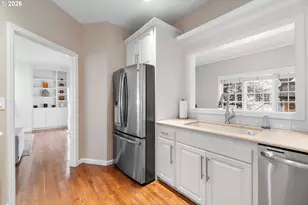 1915 NW Yorkshire Ln, Portland, OR 97229 - Photo 20