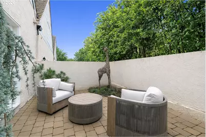 1915 NW Yorkshire Ln, Portland, OR 97229 - Photo 42