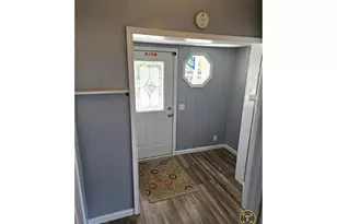 57036 Wamic Market Rd, Wamic, OR 97063 - Photo 14