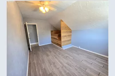 57036 Wamic Market Rd, Wamic, OR 97063 - Photo 22