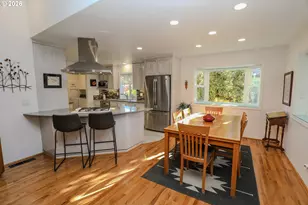 1682 NW Hopper Ct, Roseburg, OR 97471 - Photo 12