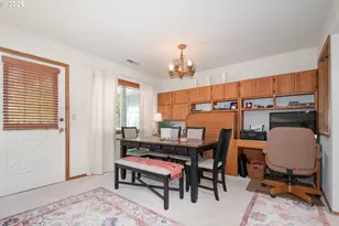 616 SW Eastman Pkwy, Gresham, OR 97080 - Photo 24
