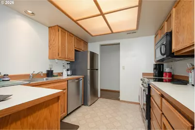 616 SW Eastman Pkwy, Gresham, OR 97080 - Photo 14