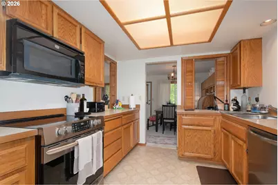 616 SW Eastman Pkwy, Gresham, OR 97080 - Photo 16