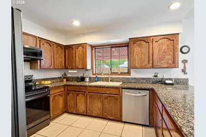 920 N Aspen Ct, Canby, OR 97013 - Photo 8