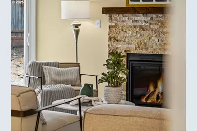 12945 SW Hackamore Ct, Beaverton, OR 97008 - Photo 2