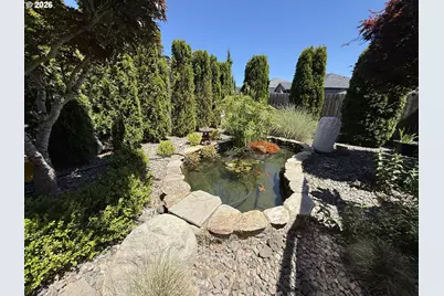 784 Pebble Crk St, Sutherlin, OR 97479 - Photo 2
