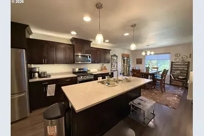 784 Pebble Crk St, Sutherlin, OR 97479 - Photo 10