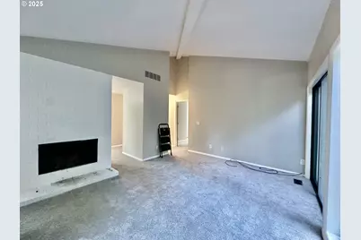 7612 SW Cresmoor Dr, Beaverton, OR 97008 - Photo 10