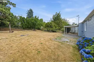9233 SE Morrison St, Portland, OR 97216 - Photo 36