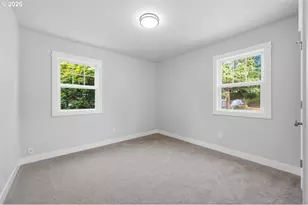 9233 SE Morrison St, Portland, OR 97216 - Photo 24