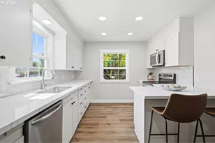 9233 SE Morrison St, Portland, OR 97216 - Photo 16