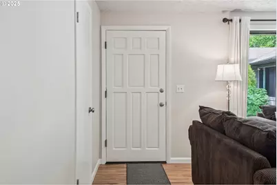 3836 NE 45th St #Unit A, Vancouver, WA 98661 - Photo 2