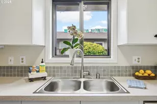 3836 NE 45th St, Vancouver, WA 98661 - Photo 8