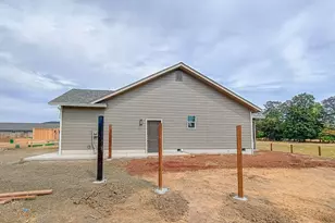161 Collins Ct, Winston, OR 97496 - Photo 22