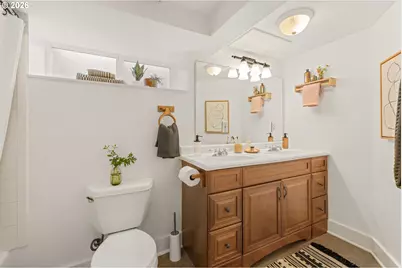 522 NE Sumner St, Portland, OR 97211 - Photo 30