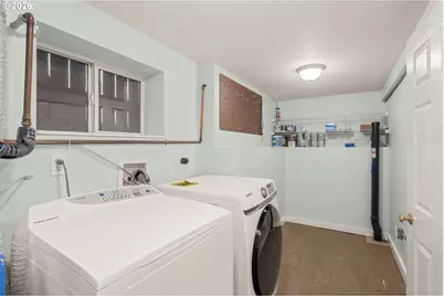 522 NE Sumner St, Portland, OR 97211 - Photo 32