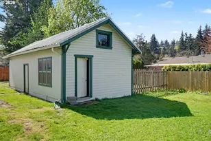 700 S Water St, Silverton, OR 97381 - Photo 40