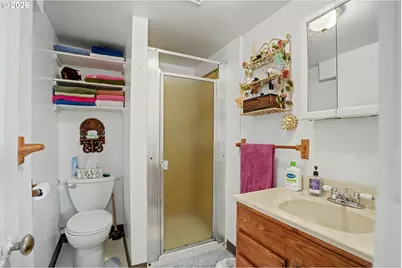 700 S Water St, Silverton, OR 97381 - Photo 18