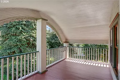 700 S Water St, Silverton, OR 97381 - Photo 26