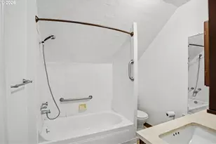 700 S Water St, Silverton, OR 97381 - Photo 34