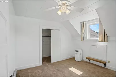 700 S Water St, Silverton, OR 97381 - Photo 32