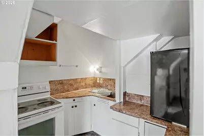 700 S Water St, Silverton, OR 97381 - Photo 24