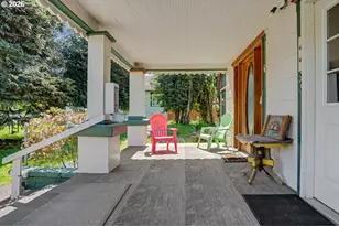 700 S Water St, Silverton, OR 97381 - Photo 4