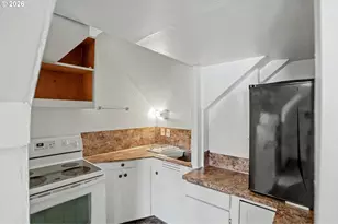 700 S Water St, Silverton, OR 97381 - Photo 22