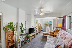 700 S Water St, Silverton, OR 97381 - Photo 16